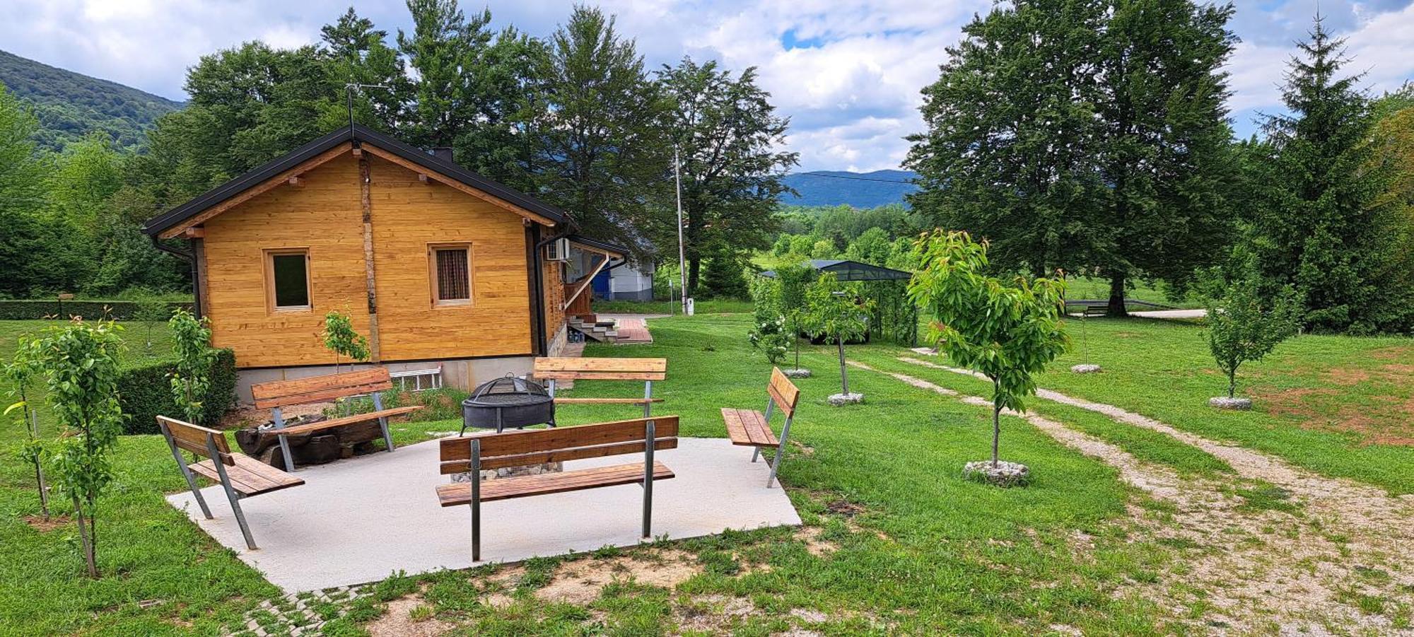 Apartamento Plitvice Zg Smoljanac Exterior foto
